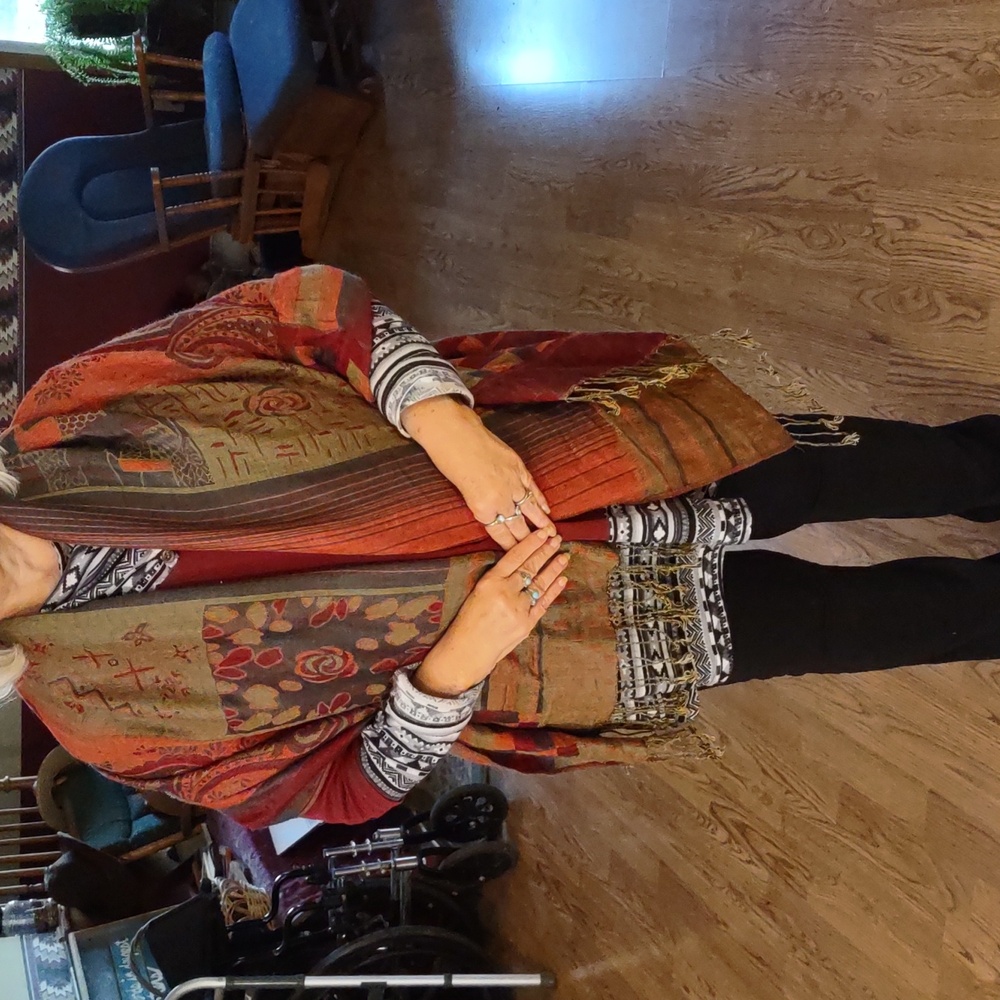 Pashnina Shawl